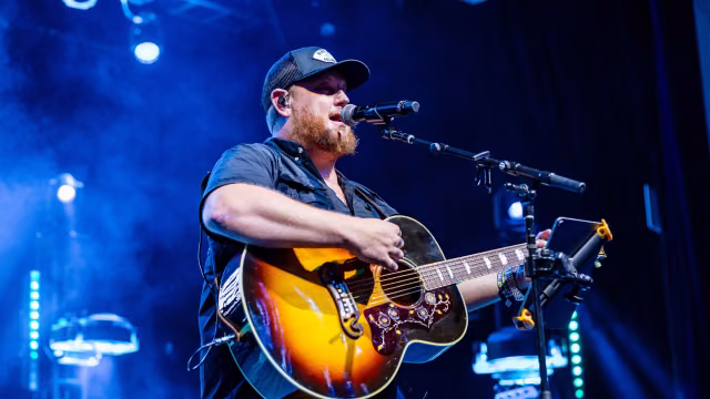 Luke Combs UK