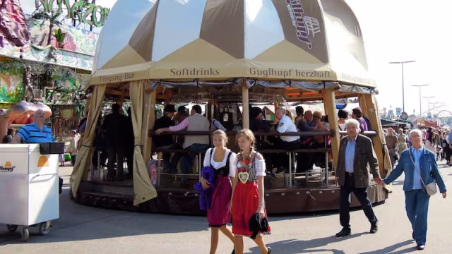Wiesn Guglhupf