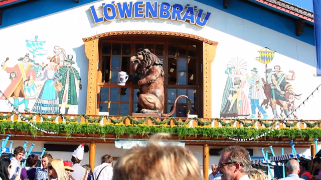 Löwenbräu-Festzelt
